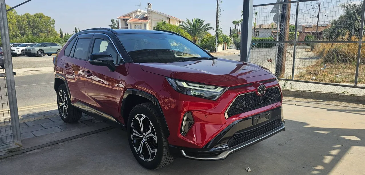 Toyota RAV4 Plug-in Hybrid Z Pack